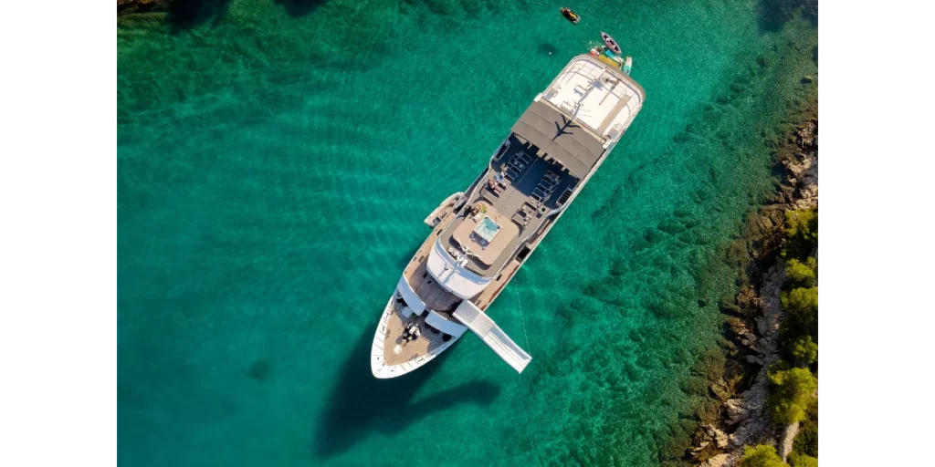 Croatia Motoryacht Lupus Mare 